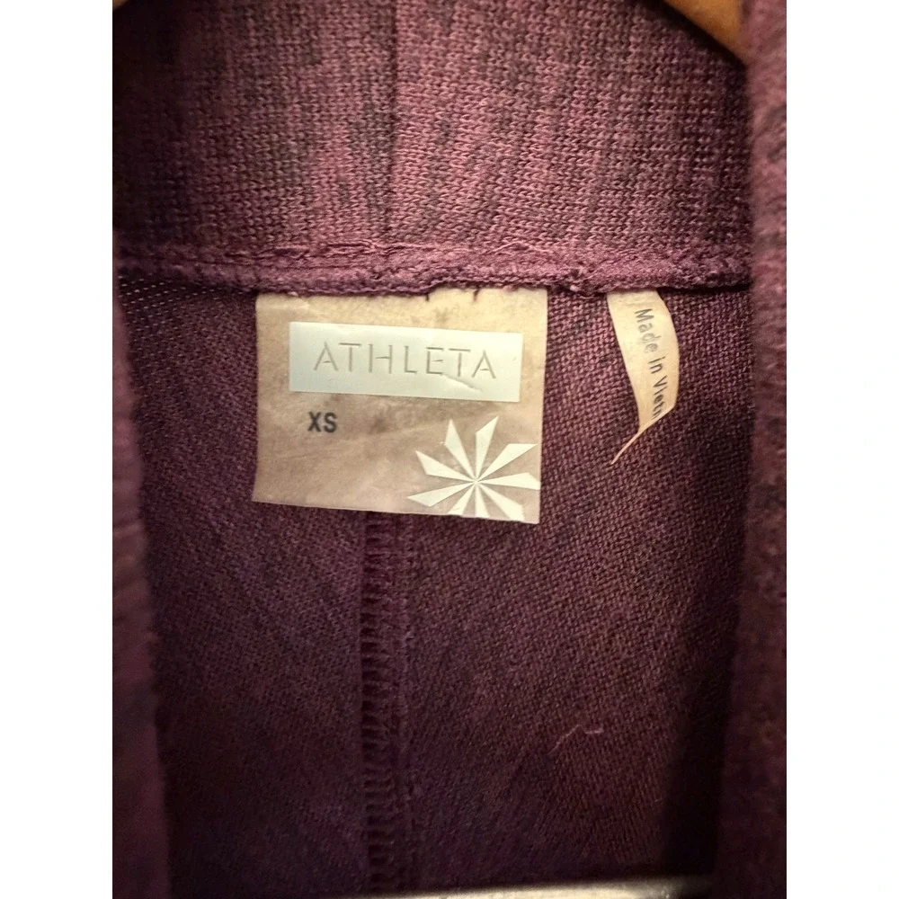 Athleta open front